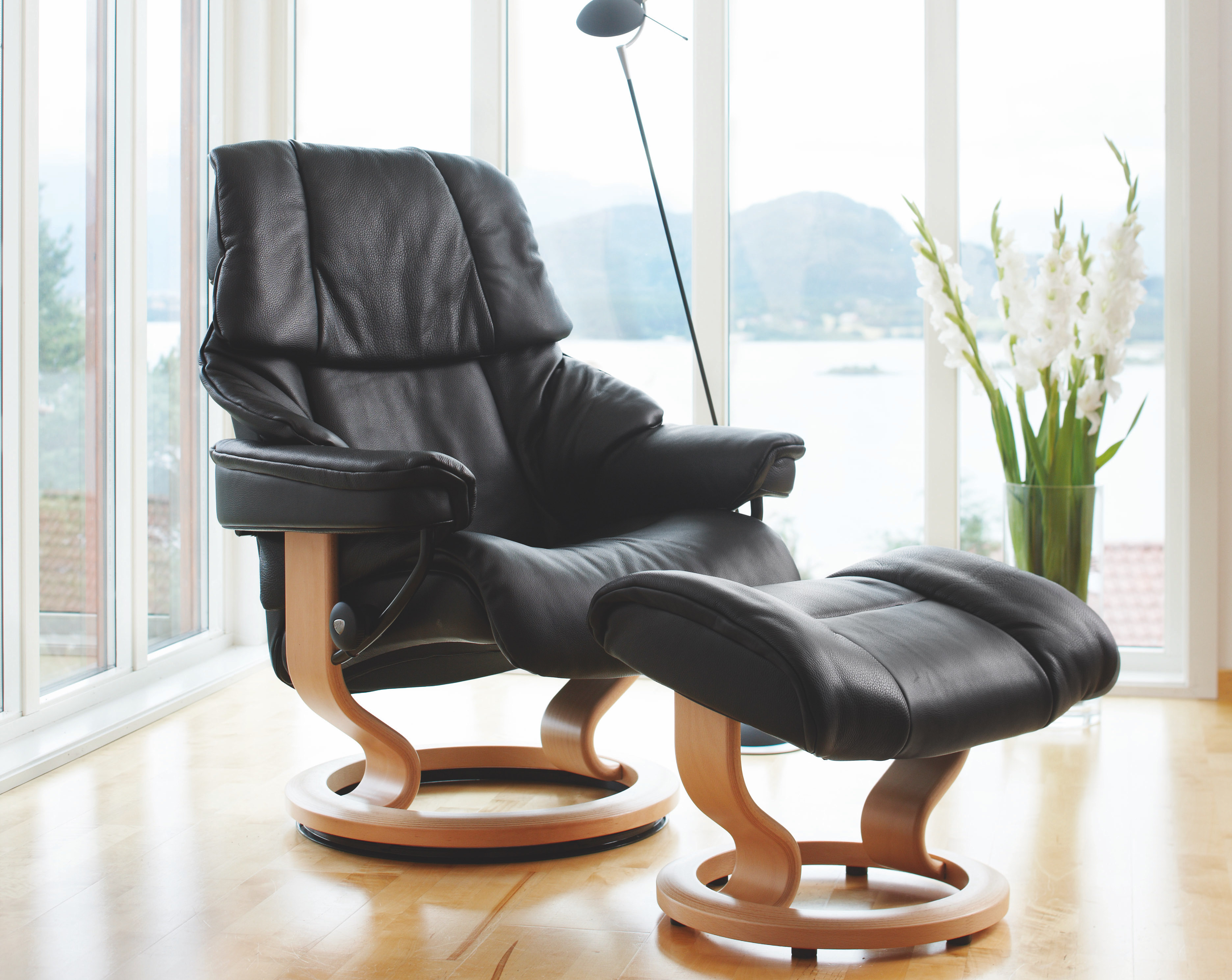 Stressless Chair Review Find The Right Size Color
